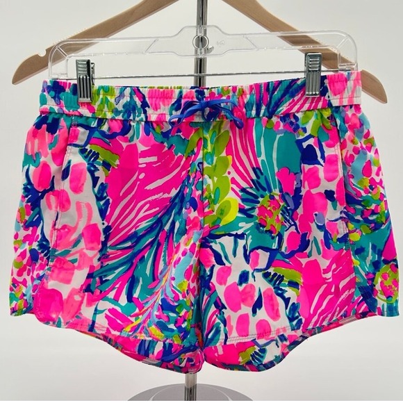 Lilly Pulitzer Holy Grail Gumbo Limbo Print Run Around Short Rare Pattern Small - Picture 1 of 12